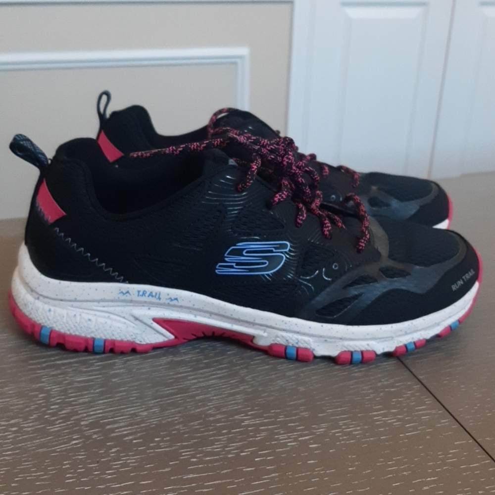 Skechers Hillcrest Pure Escapade Black and Pink Trail Sneakers